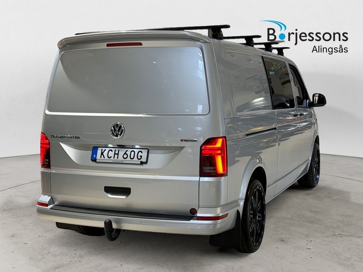 Volkswagen Transporter 2023, photo 3/10