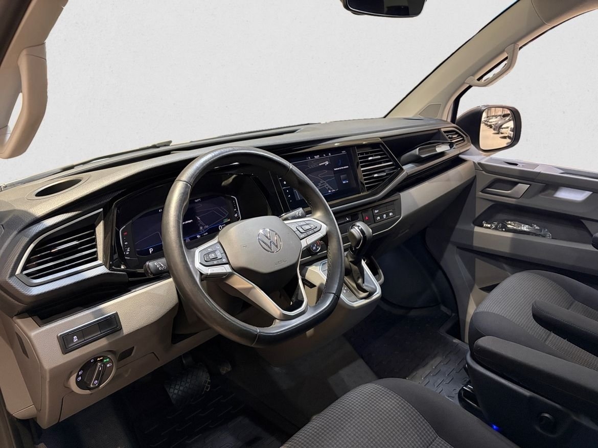 Volkswagen Transporter 2023, photo 7/10