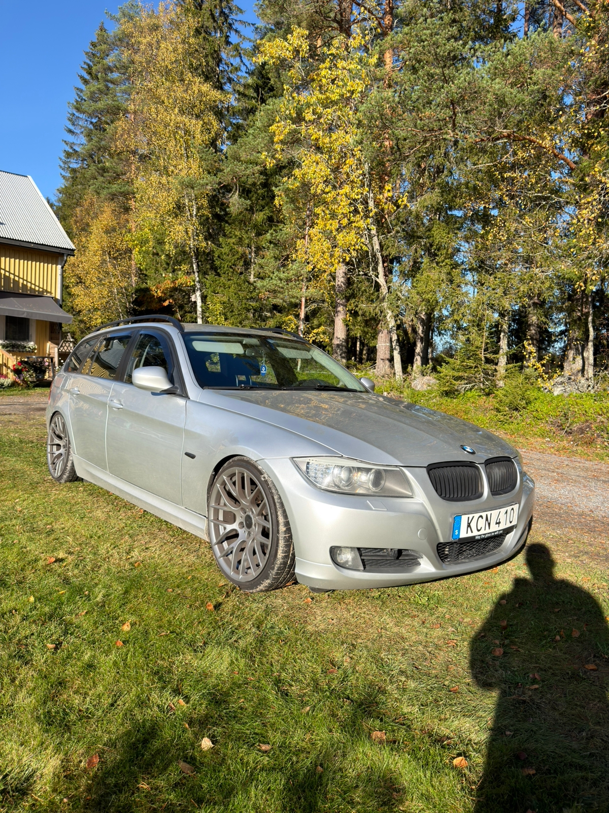 BMW 320 d Touring Manuell 2010, bild 2/10
