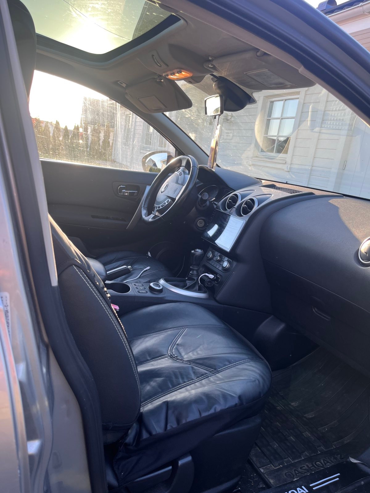Nissan Qashqai+2 2.0 dCi 4x4 Manuell 2010, bild 3/5