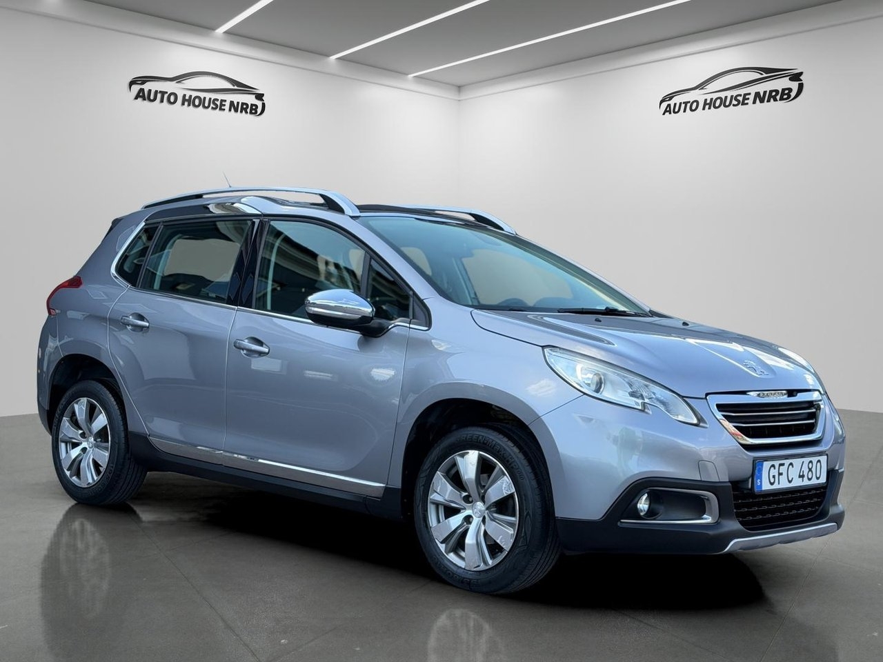 Peugeot 2008 1.2 VTi NYSER KAMREM BYTT 2014, bild 4/10