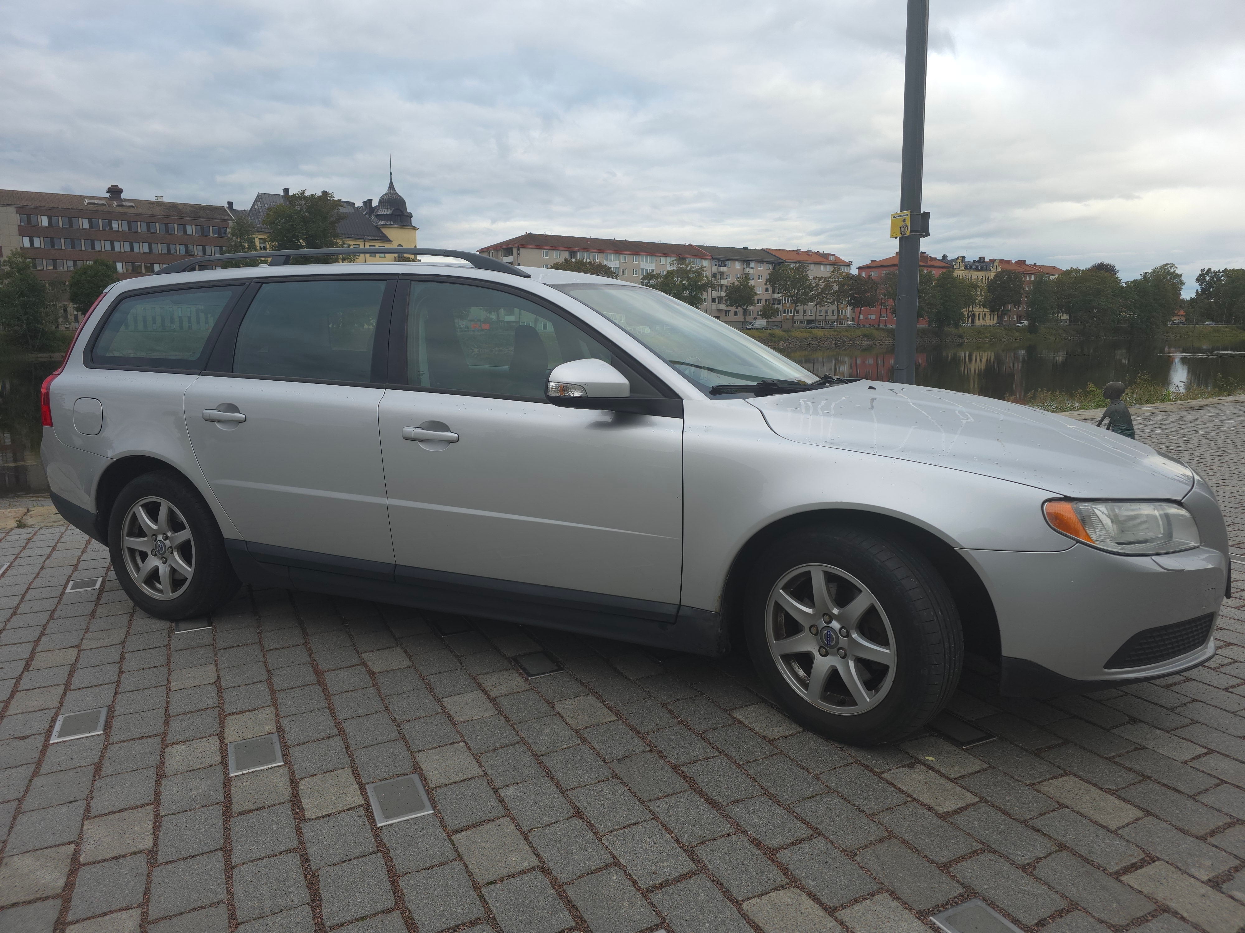 Volvo V70 2.0F 2010, bild 3/10