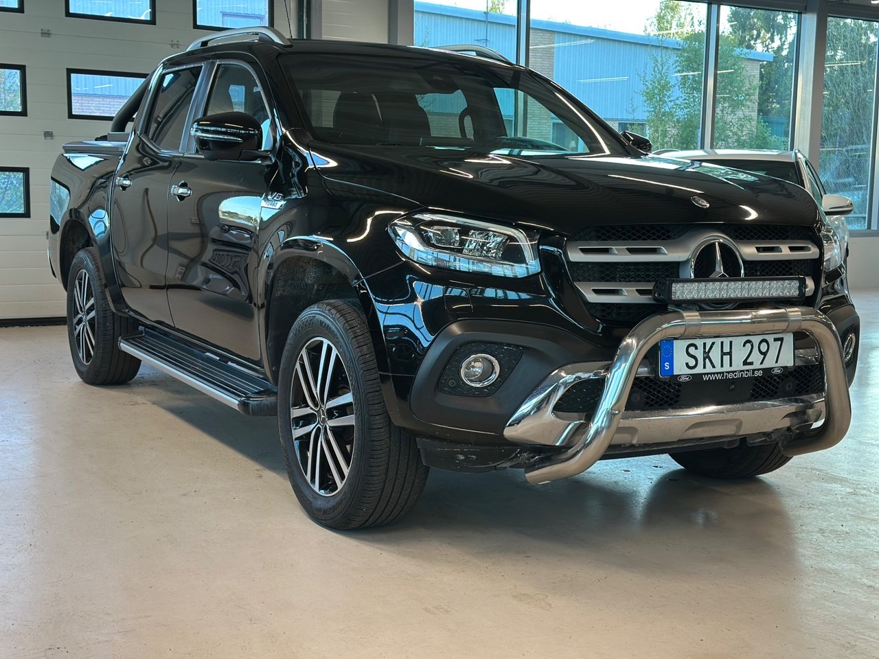 Mercedes-Benz X