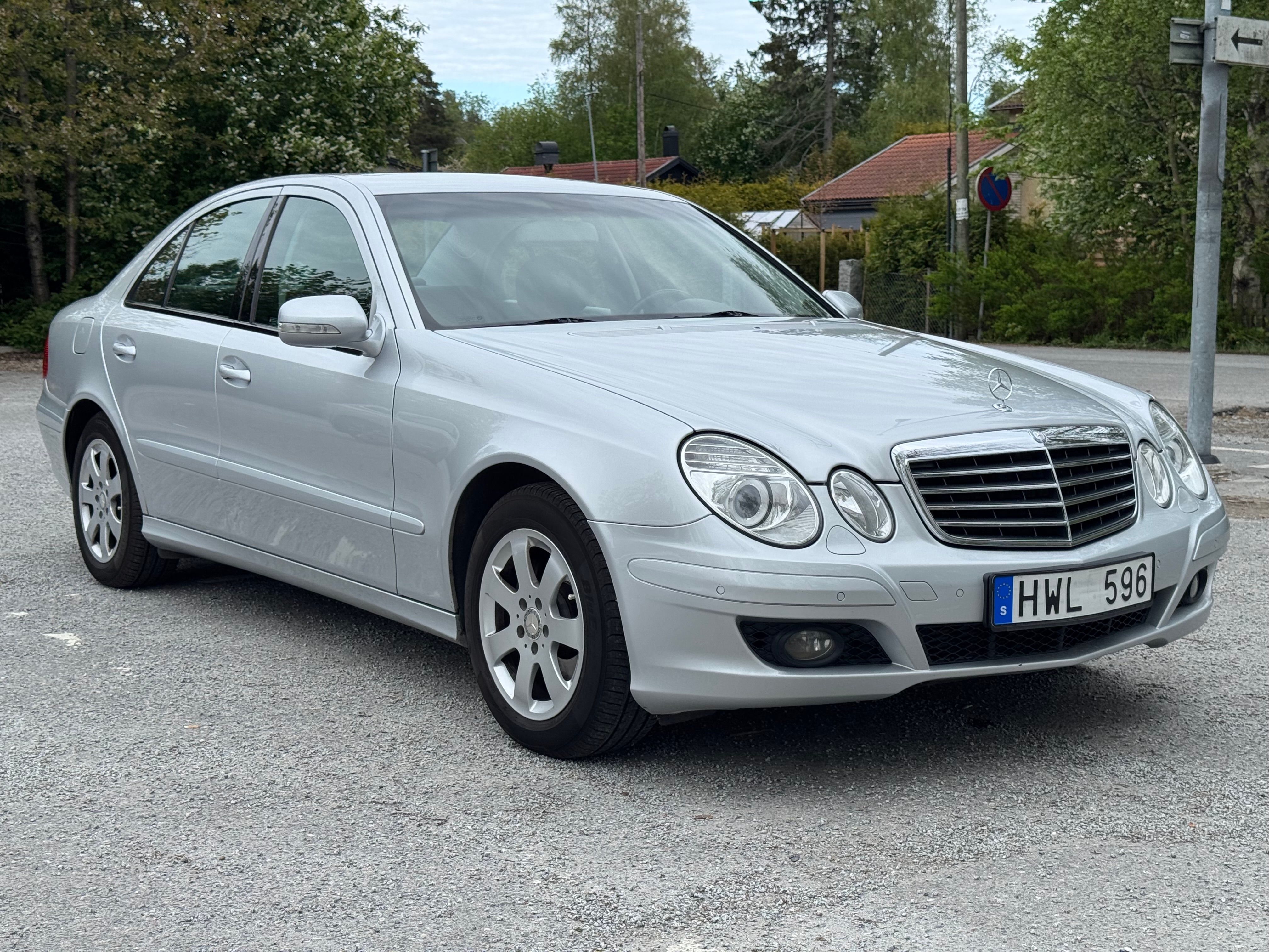 Mercedes-Benz E