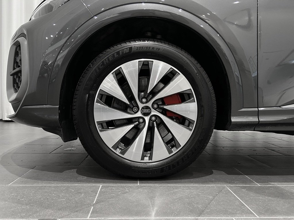 Audi Q5 e-hybrid 367hk quattro S Tronic 2025, bild 5/15