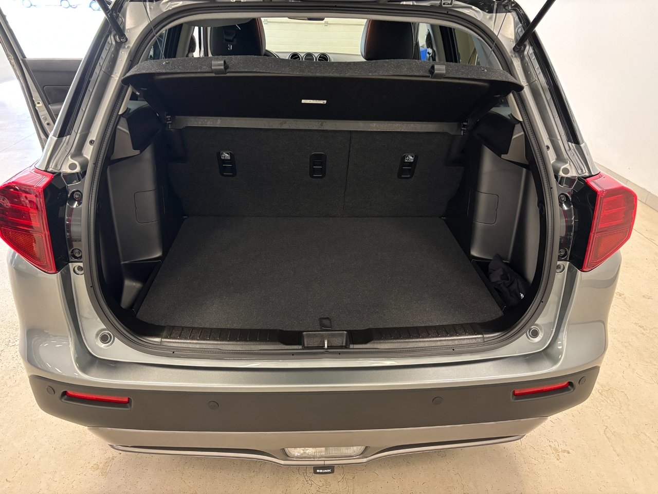 Suzuki Vitara 2023, bild 8/8