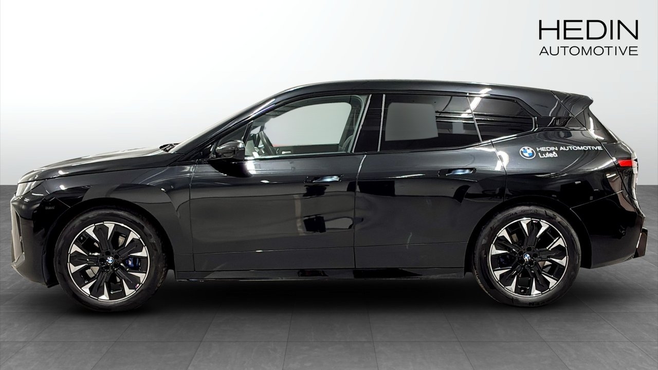BMW iX xDrive 60 M Sport Fully Charged 2026, kuva 6/10