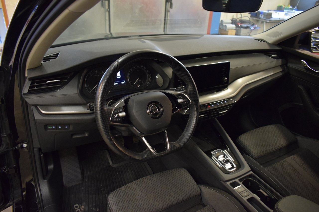 Skoda Octavia 2023, bild 7/10