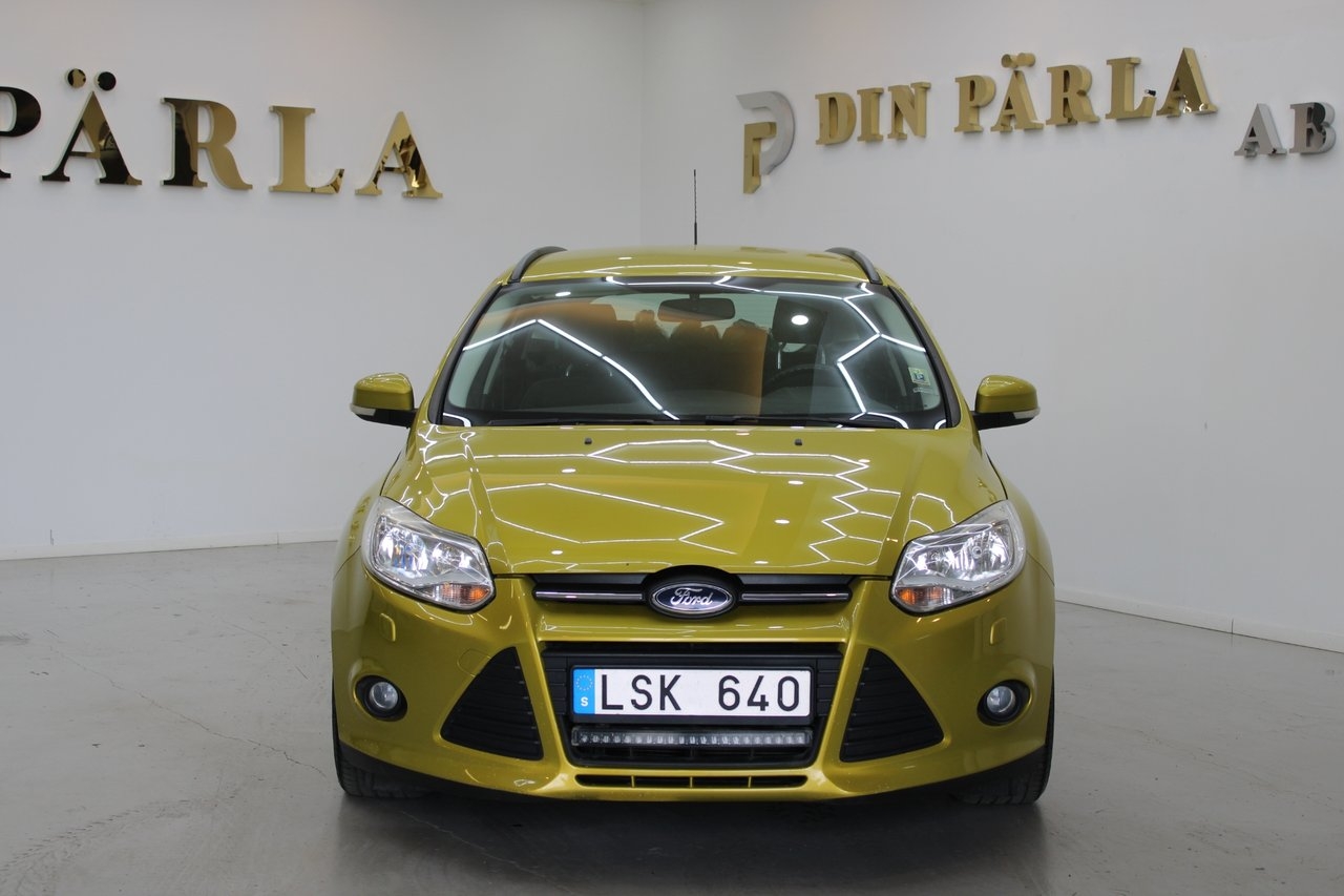 Ford Focus 2011, bild 2/10