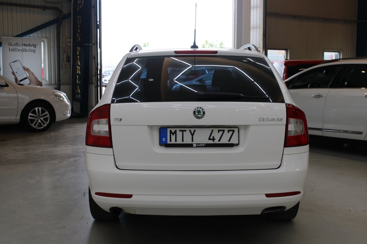 Skoda Octavia 2013, bild 5/10