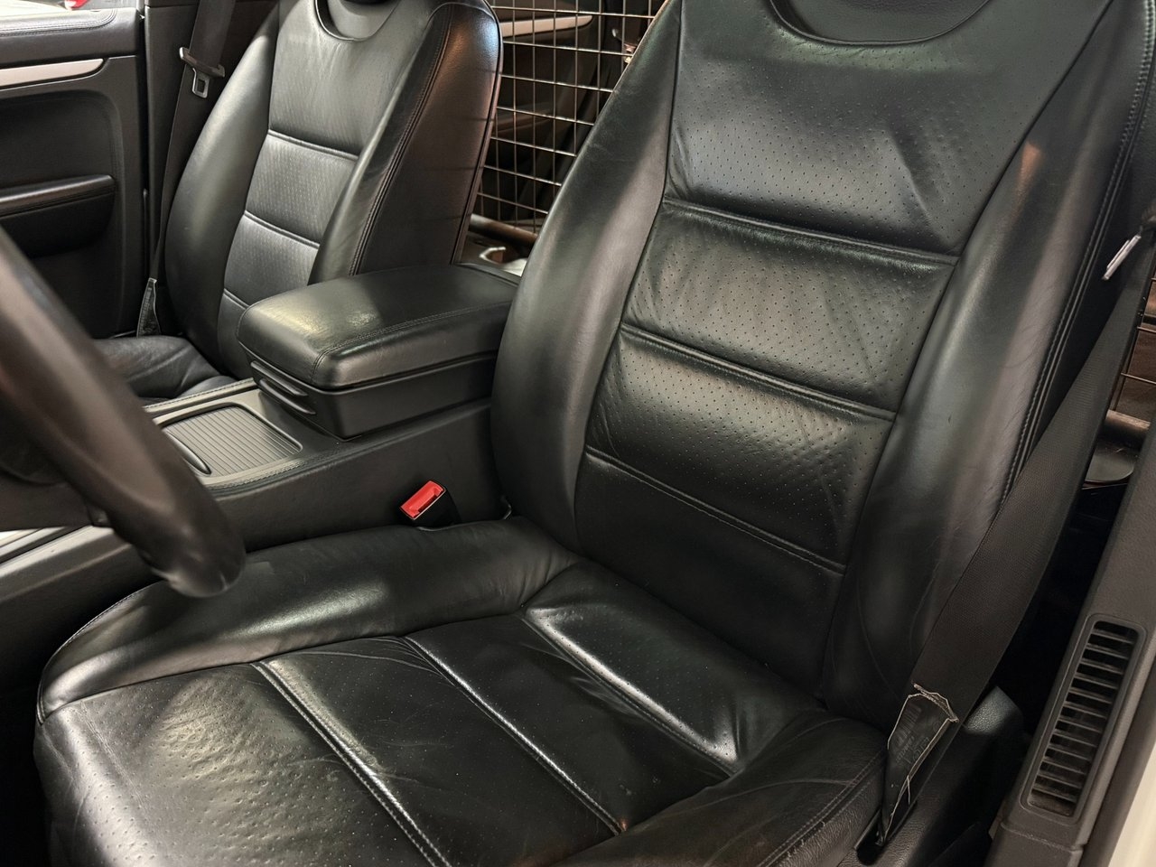 Porsche Cayenne 2010, kuva 7/10
