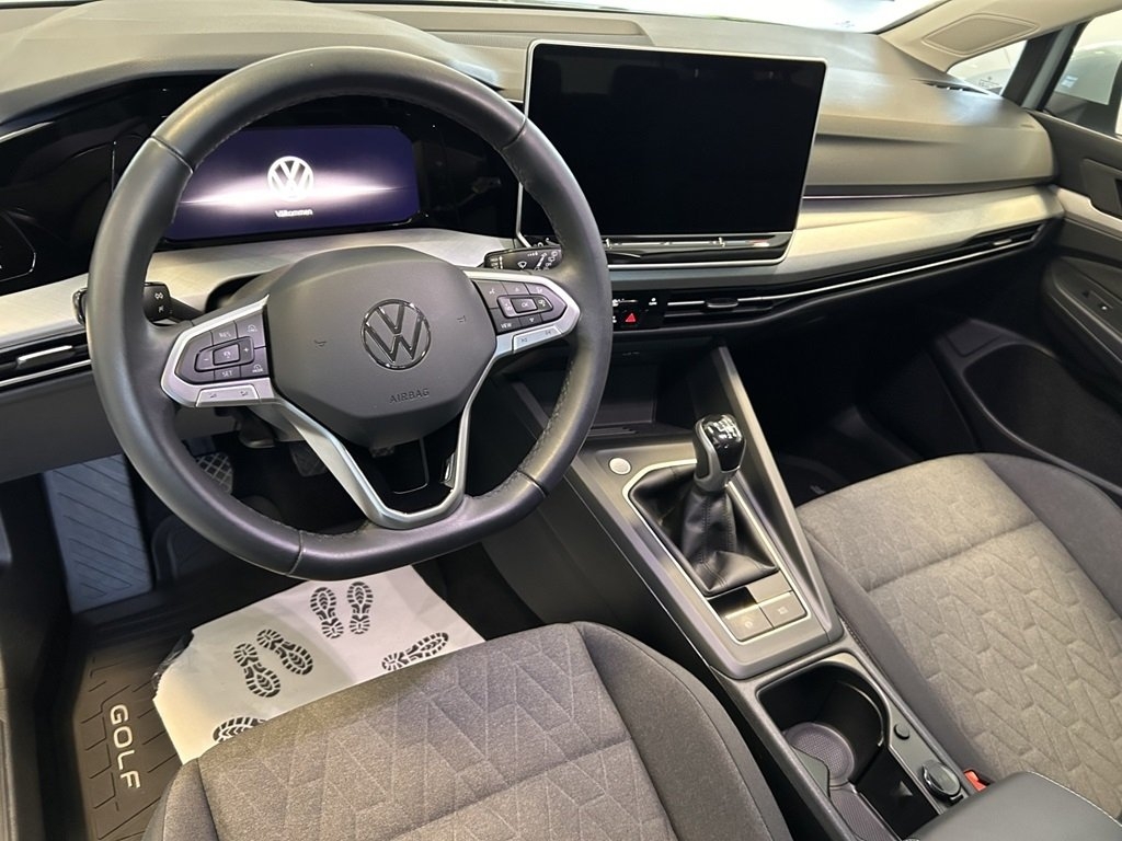 Volkswagen Golf 2025, kuva 5/10