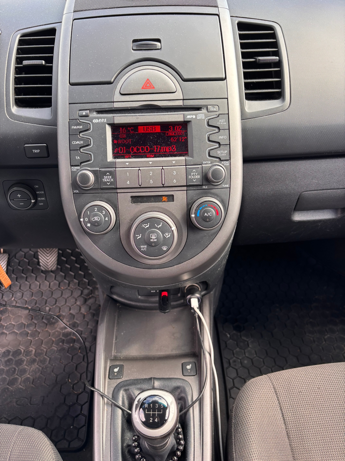 Kia Soul 1.6 CVVT Manuell 2009, kuva 5/5