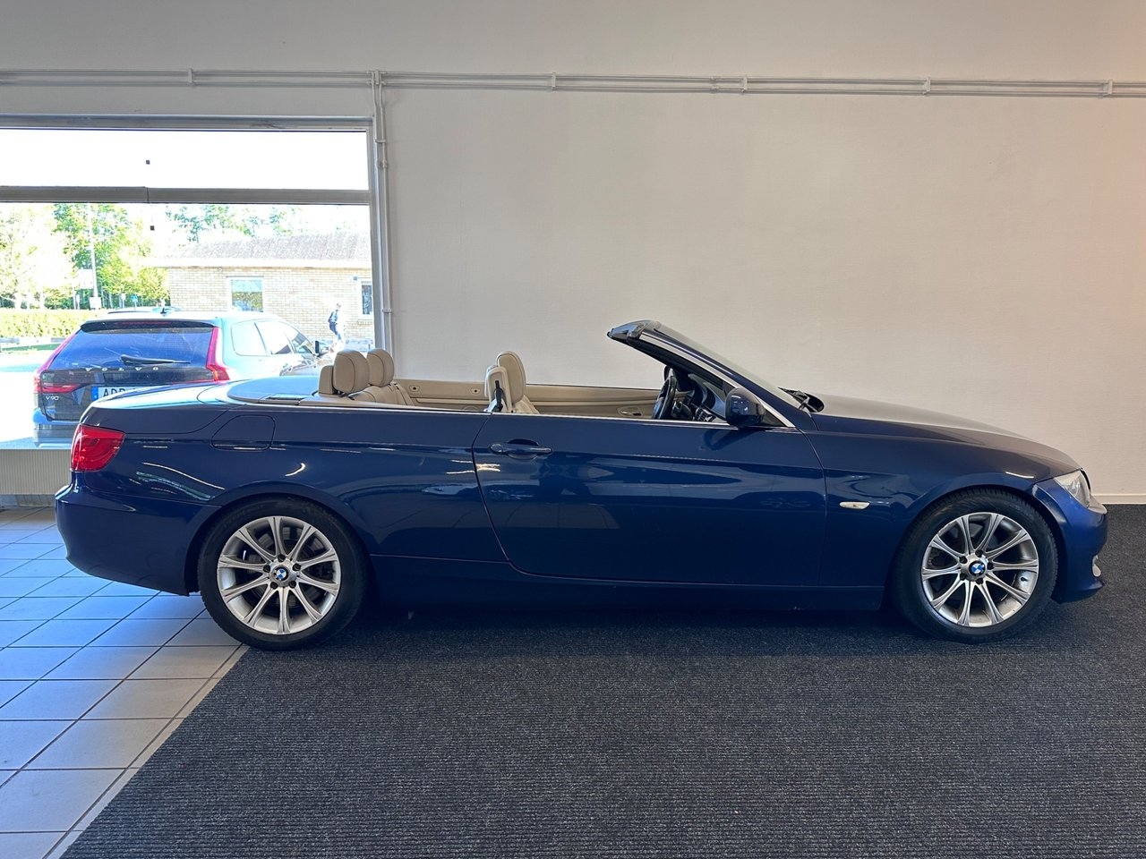 BMW 330 2012, bild 6/10
