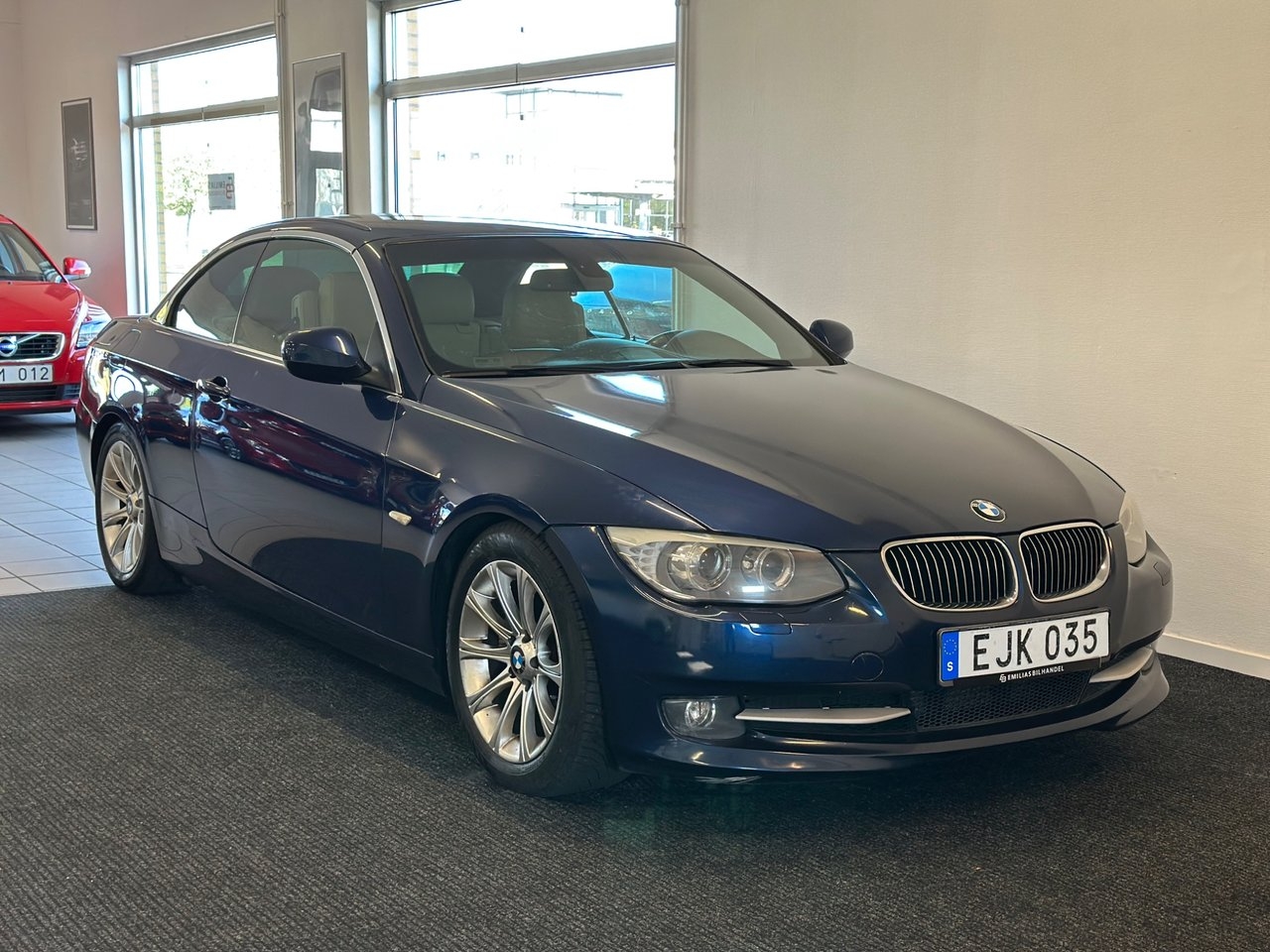BMW 330 2012, bild 7/10