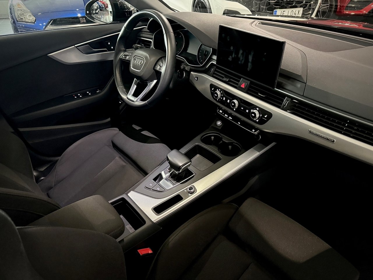 Audi A4 2023, bild 4/10