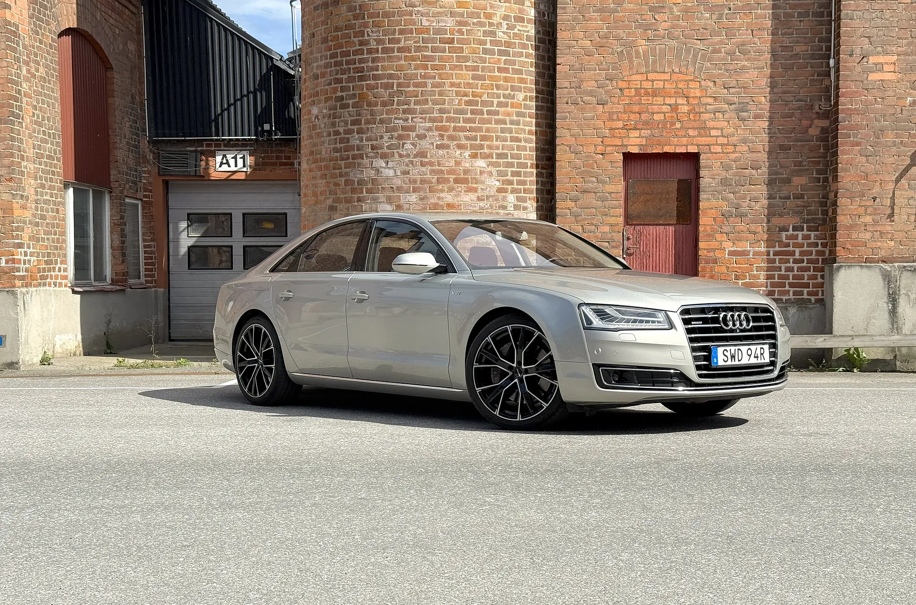 Audi A8 4.0 V8 TFSI quattro TipTronic 2014, bild 2/10