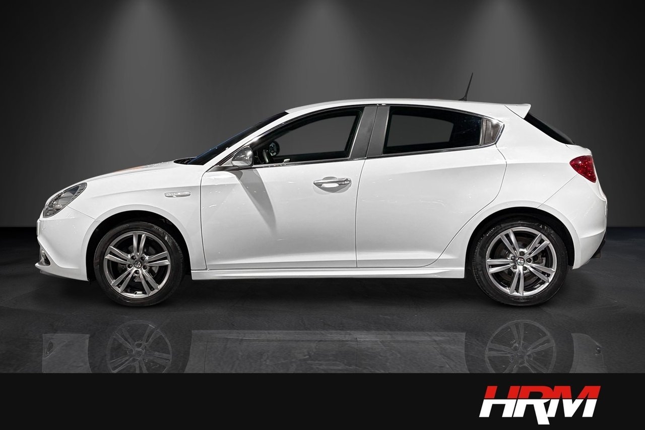 Alfa Romeo Giulietta 2015, kuva 2/10