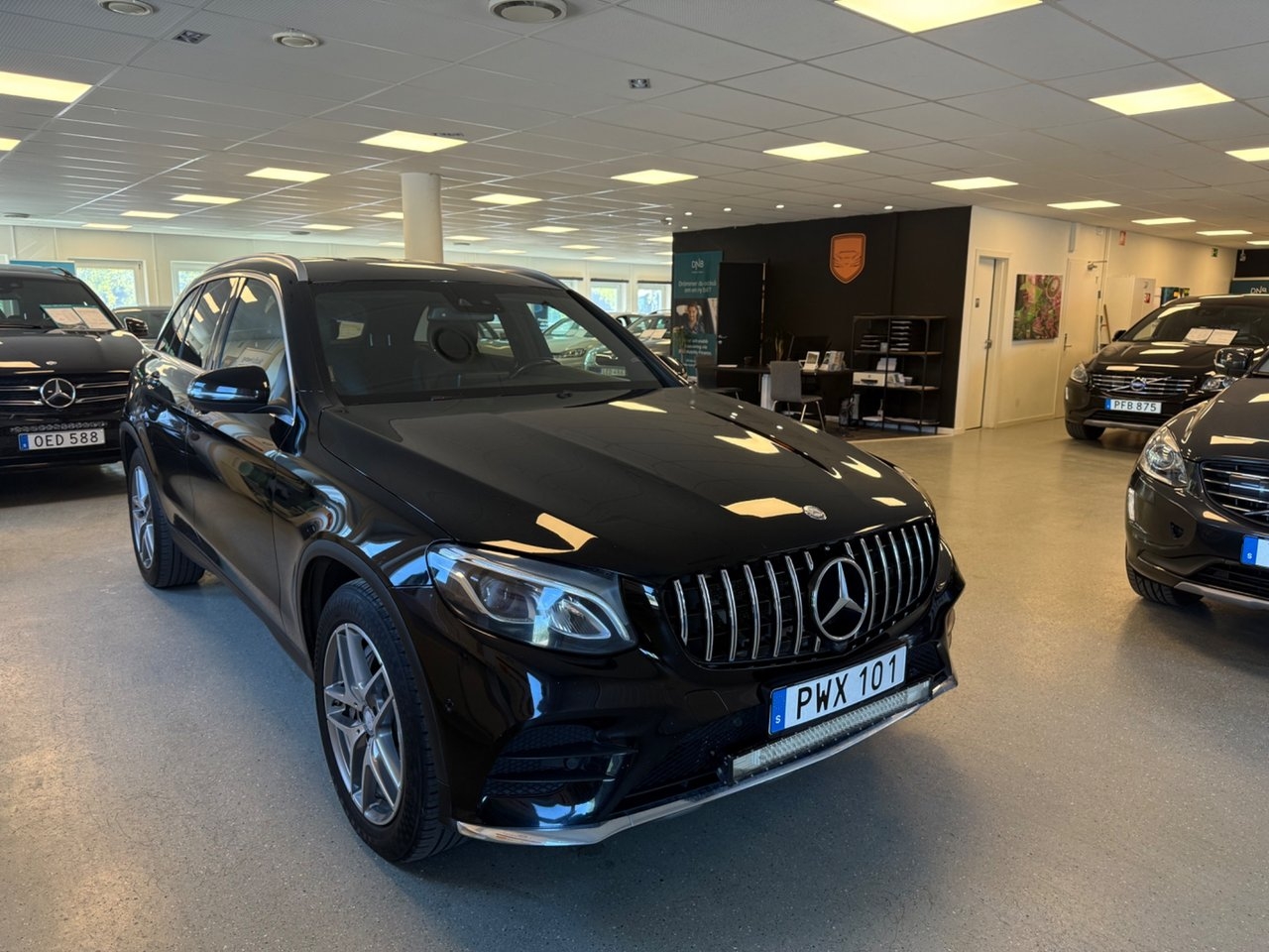 Mercedes-Benz GLC 2017, bild 3/10