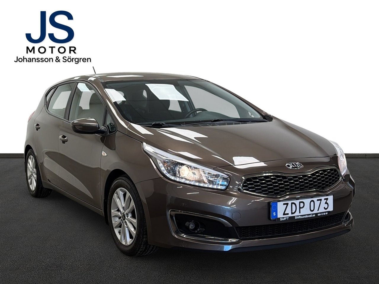 Kia Ceed 2018, bild 2/15