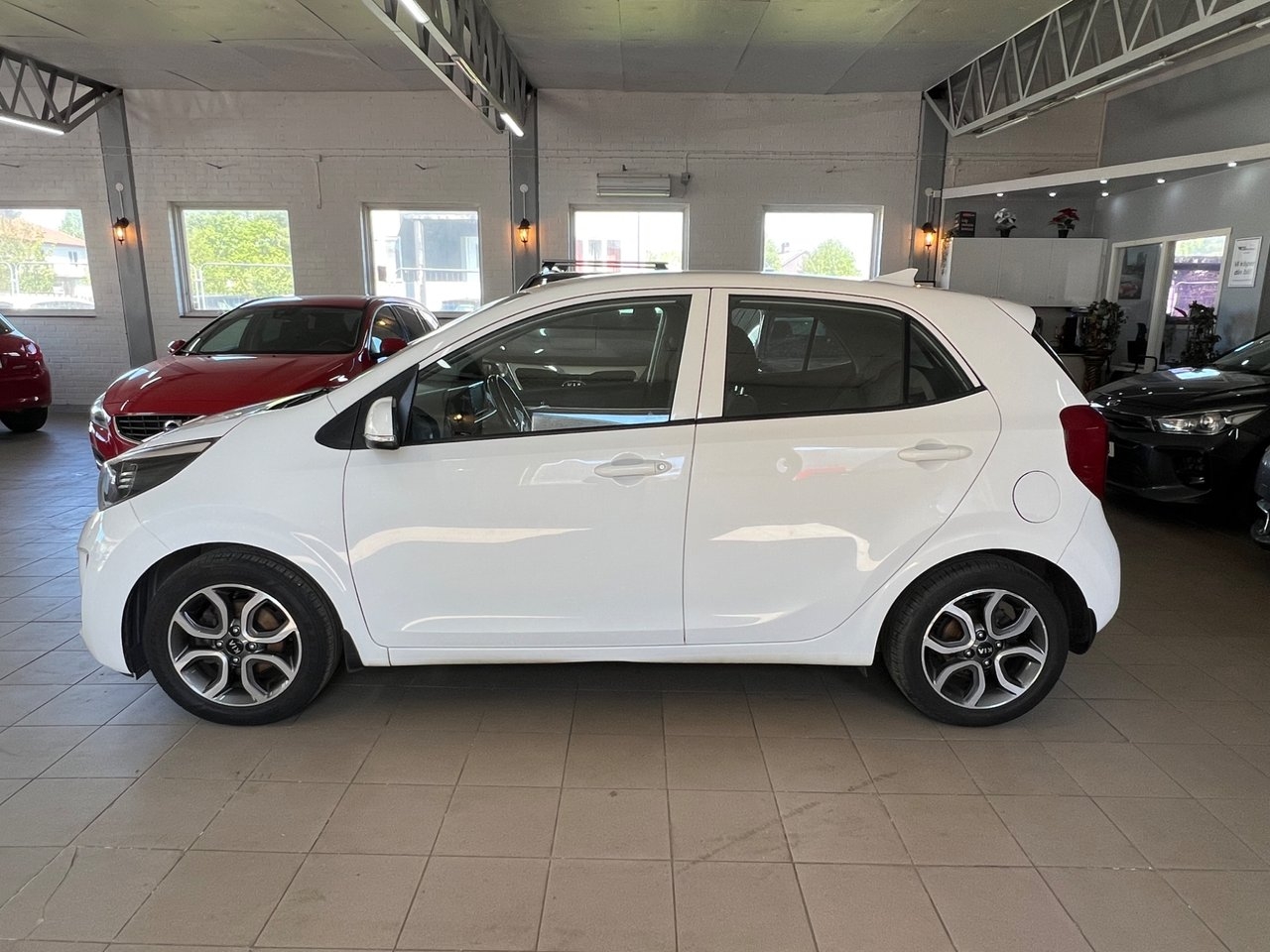 Kia Picanto 1.0 MPI GLS Euro 6 nybes 0kr 2019, bild 4/10