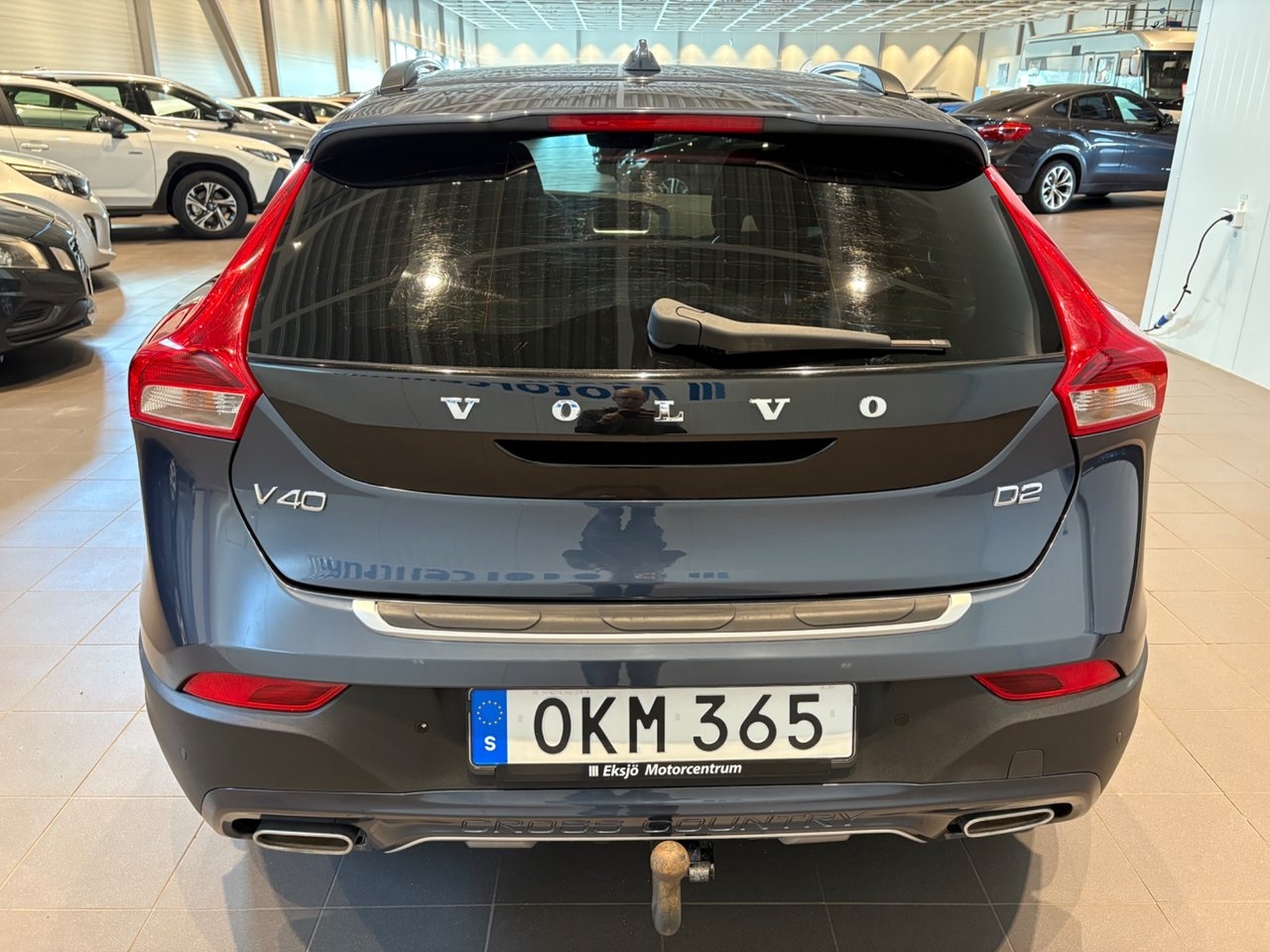 Volvo V40 Cross Country D2 Momentum 2017, kuva 6/16