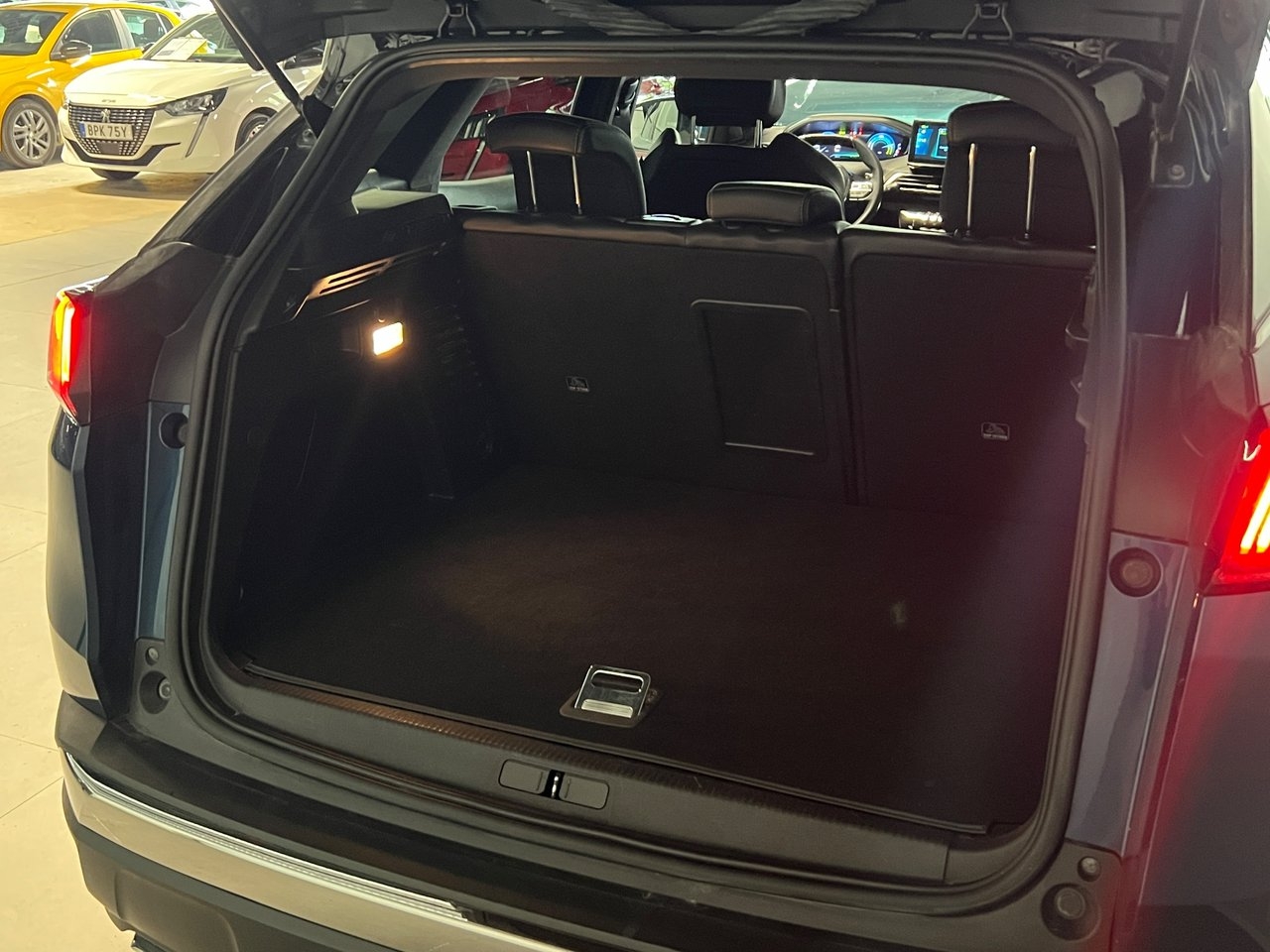Peugeot 3008 2022, bild 7/23