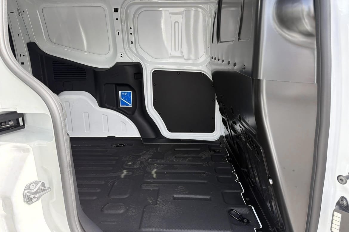 Ford Transit Courier 2026, photo 5/10