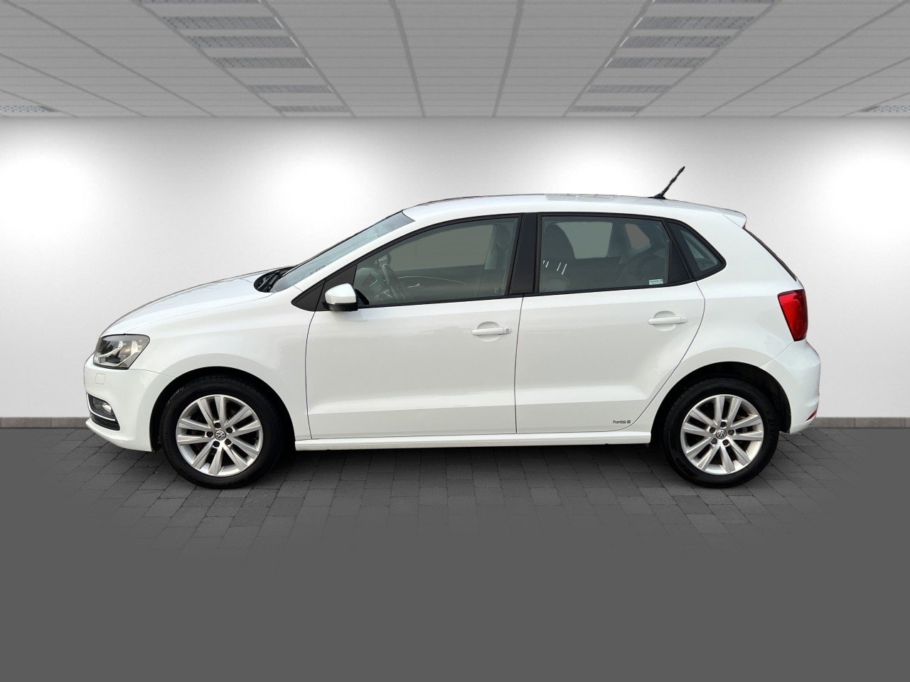 Volkswagen Polo 2016, bild 4/18