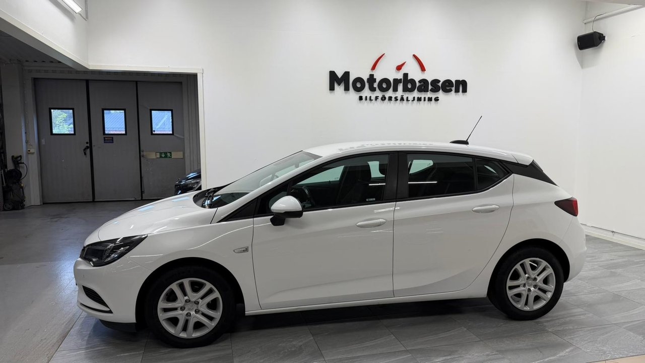 Opel Astra 2017, photo 2/12