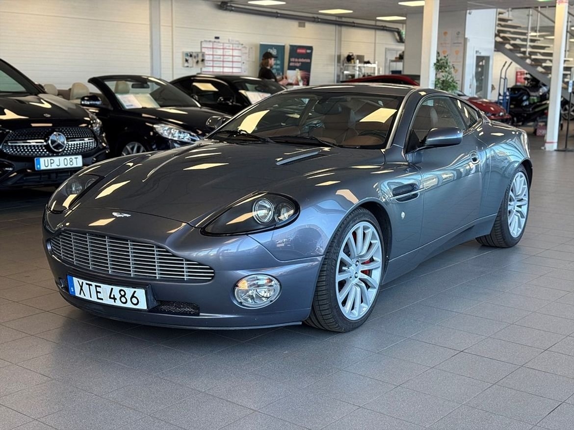 Aston Martin Vanquish 2003, bild 6/22