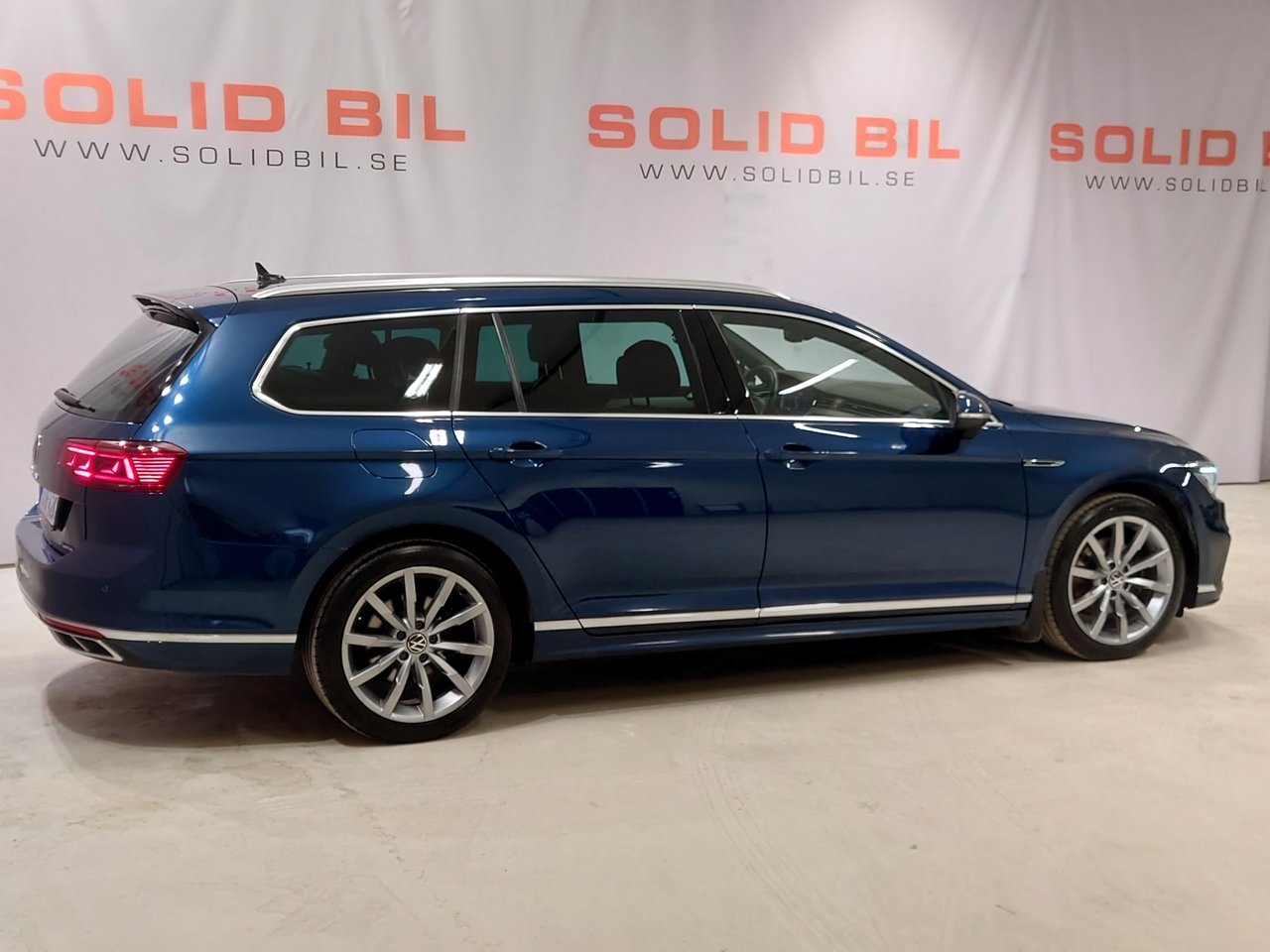 Volkswagen Passat 2021, bild 6/10