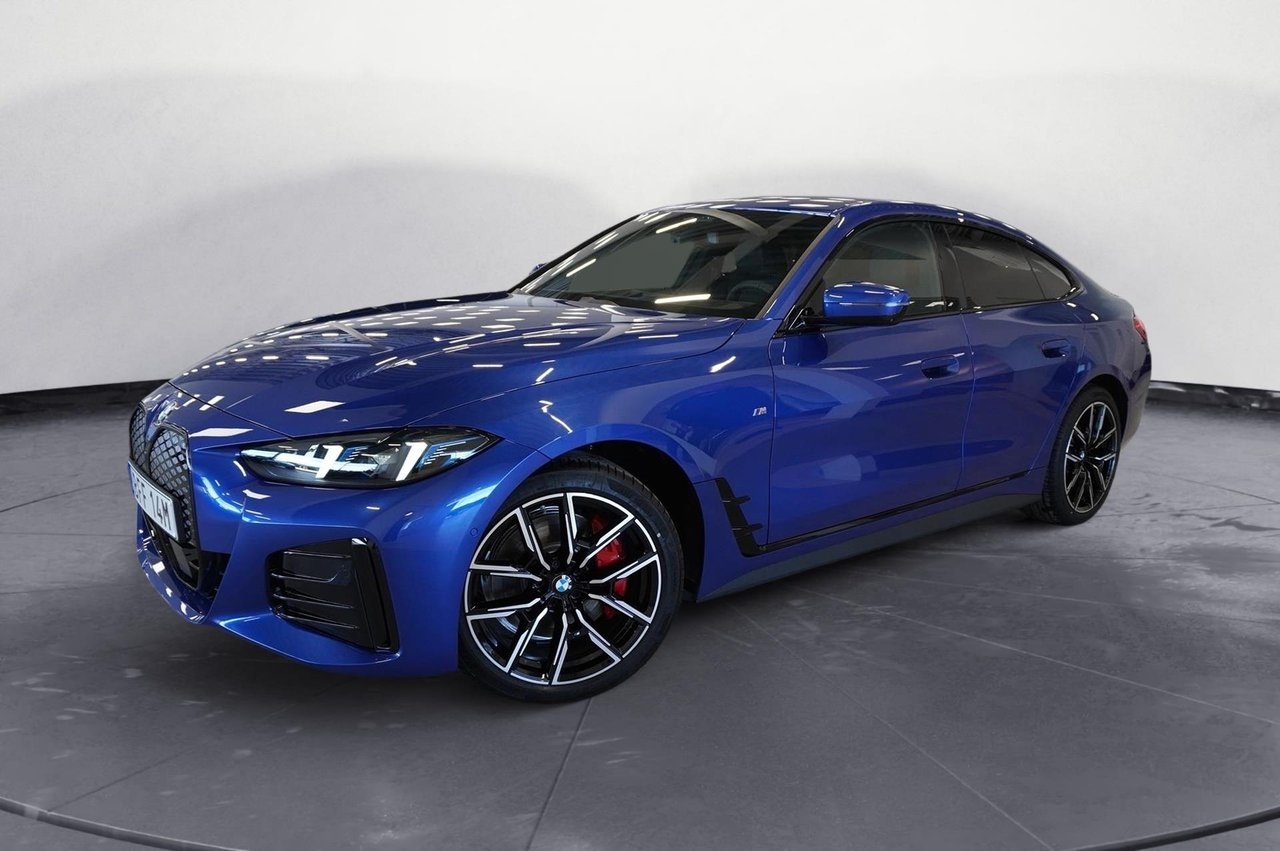 BMW i4
