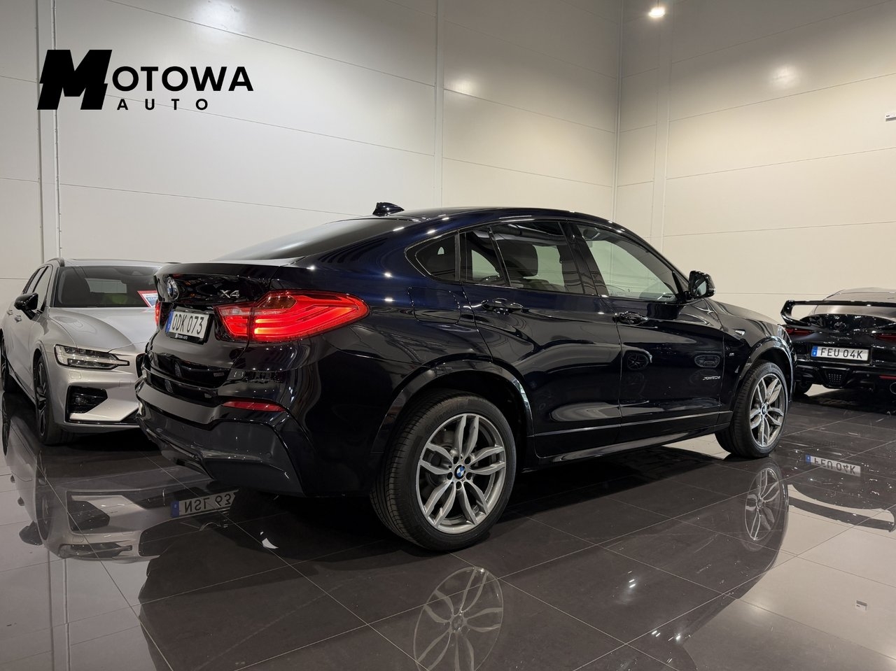 BMW X4 2016, bild 2/27