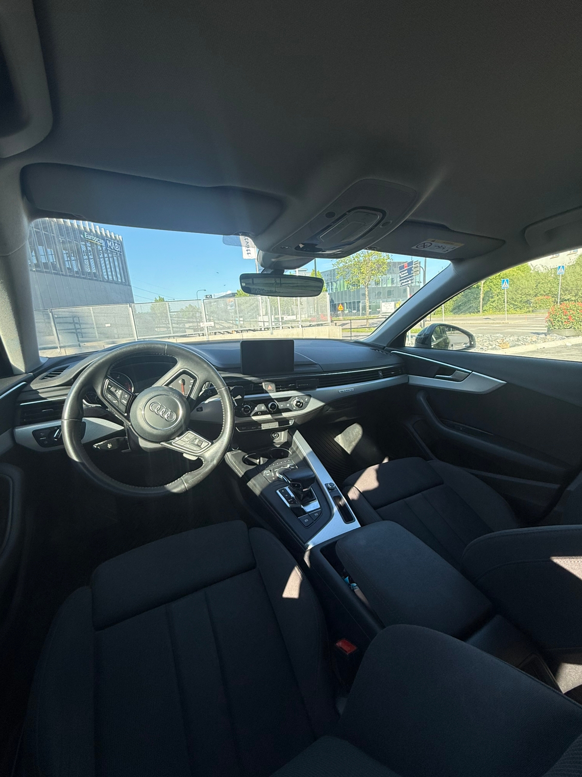 Audi A4 Avant 2.0 TDI quattro S Tronic 2018, bild 2/4