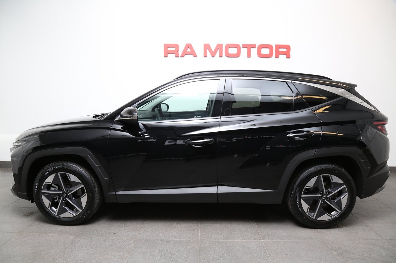 Hyundai Tucson PHEV 4WD Essential 2027, bild 2/23