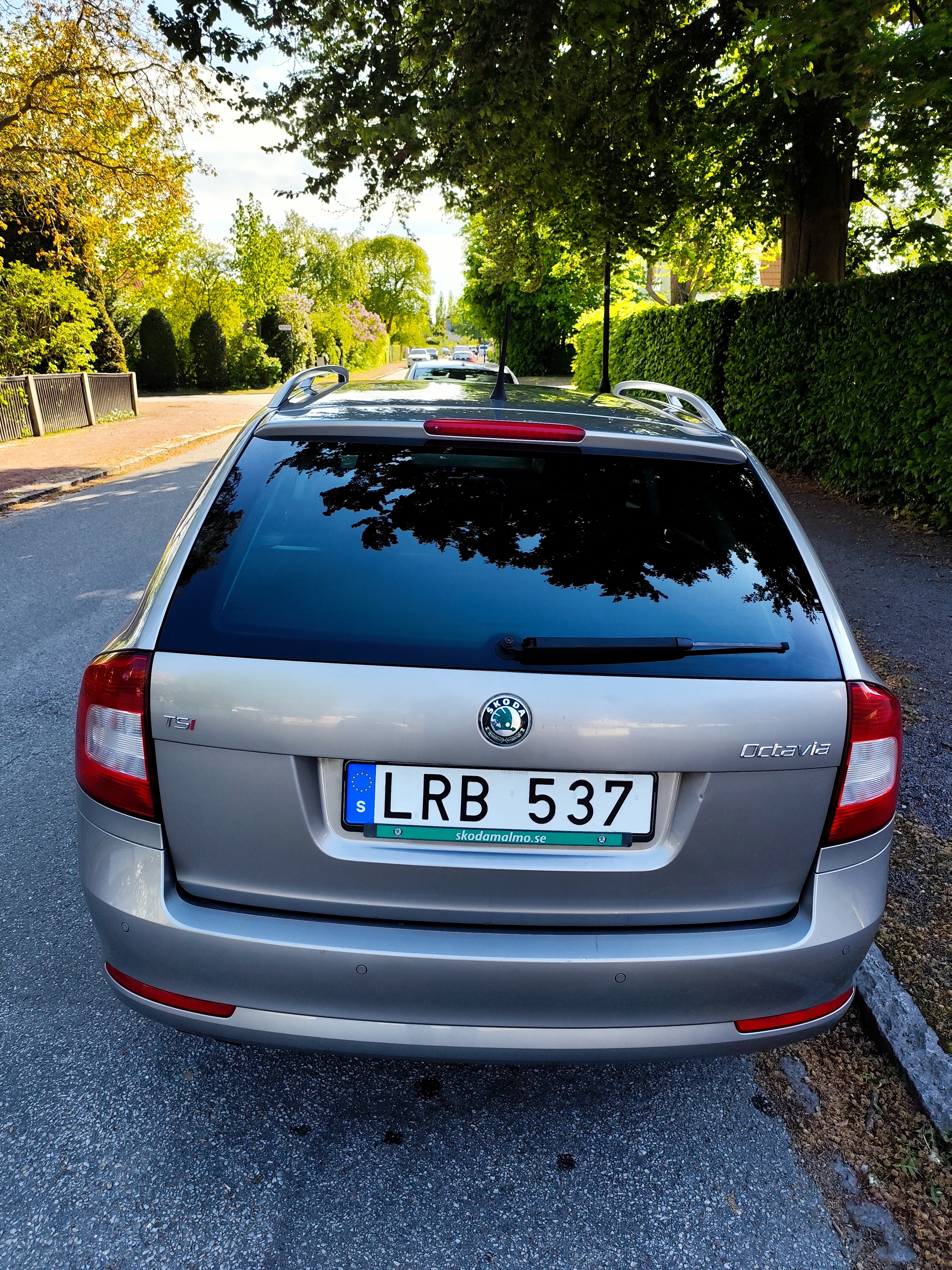 Skoda Octavia Kombi 1.8 TSI Manuell 2011, bild 6/10