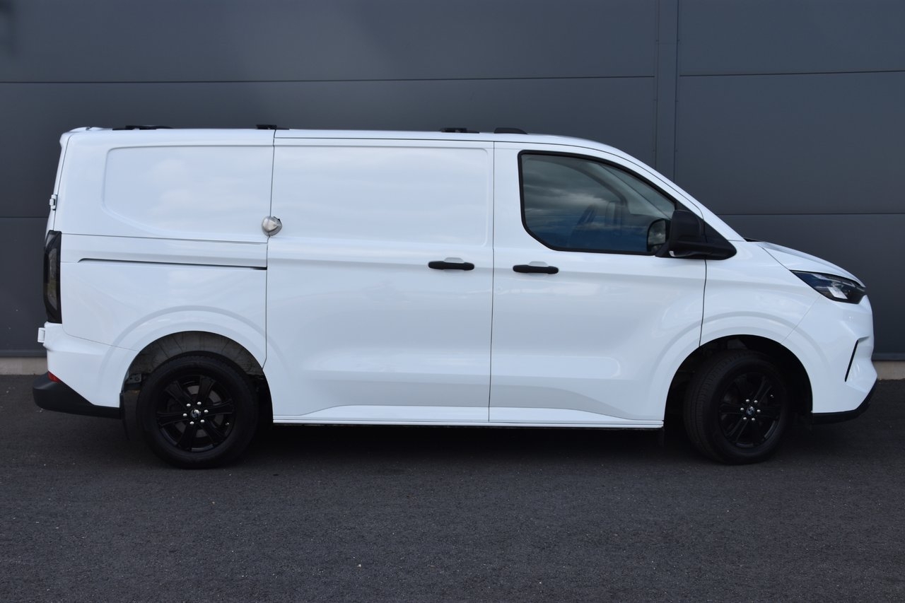 Ford Transit Custom 2024, bild 2/10