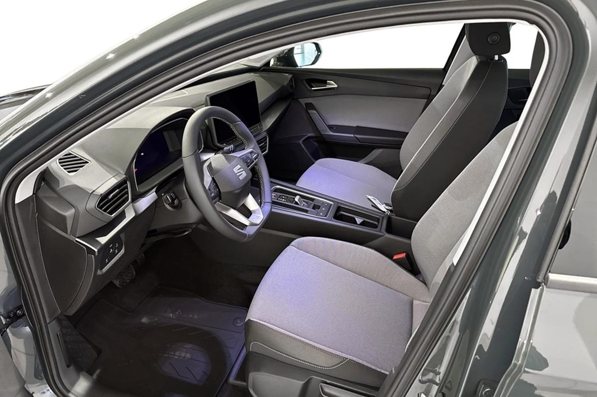 Seat Leon eTSI 115 hk DSG Style 2026, bild 6/8