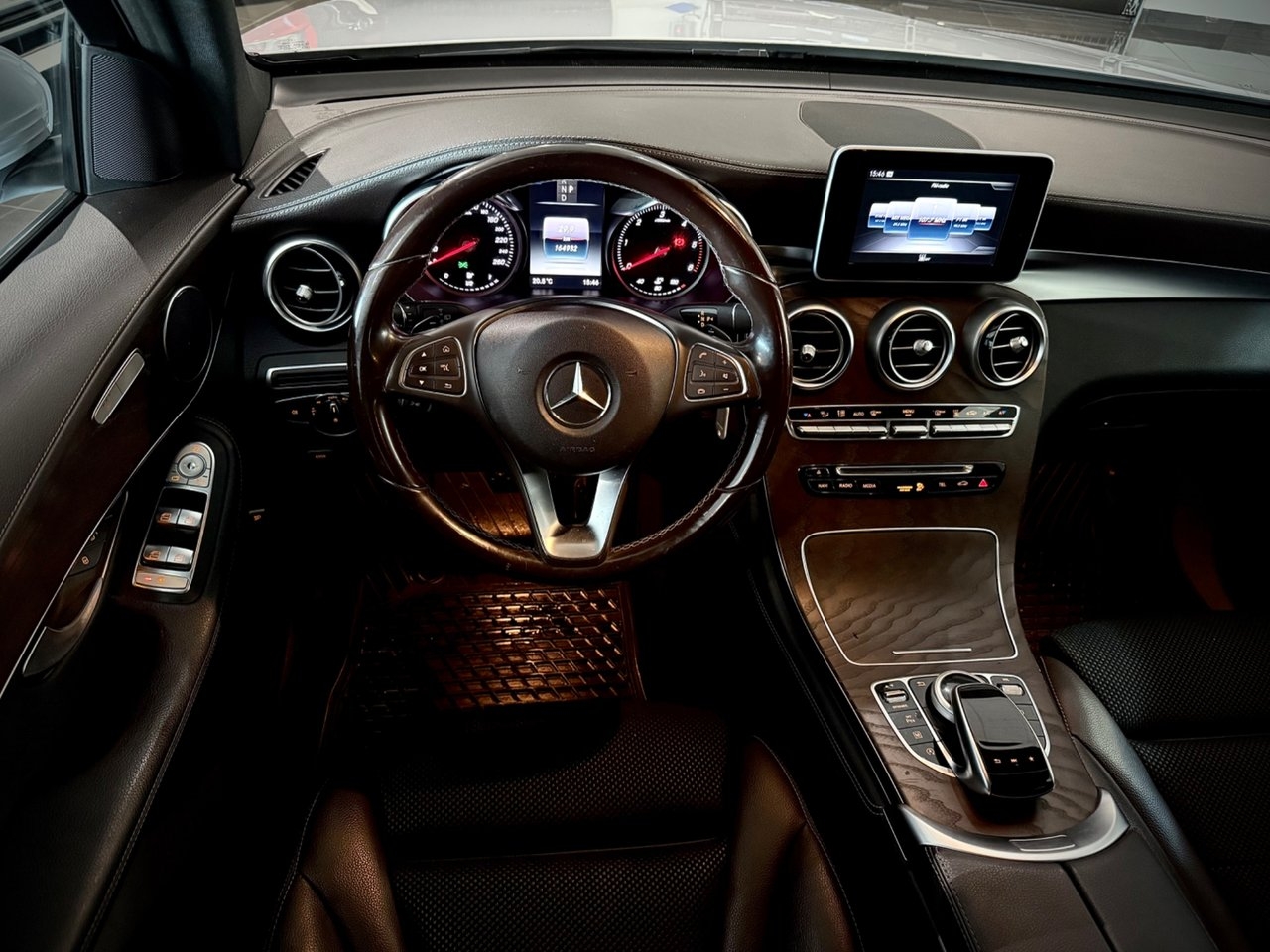 Mercedes-Benz GLC 2018, kuva 4/16