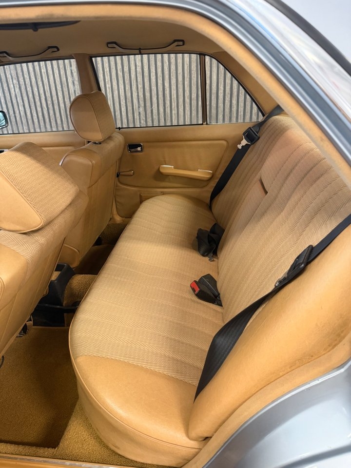 Mercedes-Benz 200 Svensksåld endast 1982, bild 5/10