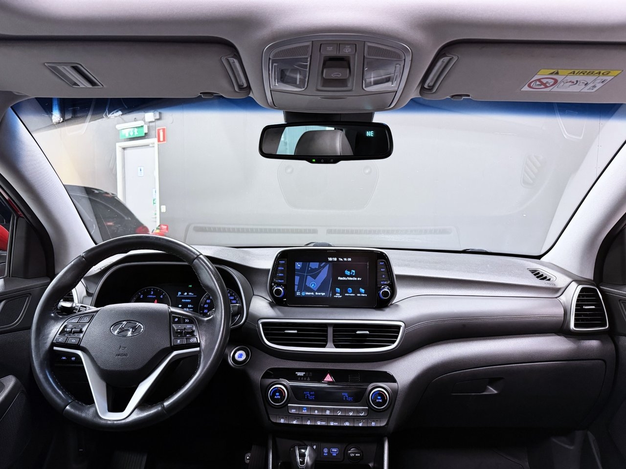 Hyundai Tucson 2.0 CRDi 4WD Premium 2019, bild 2/16
