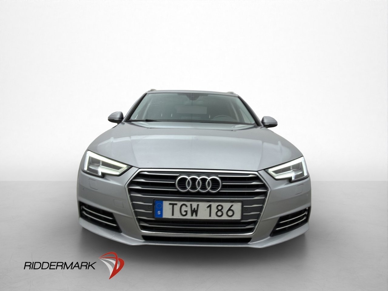 Audi A4 2018, photo 2/38