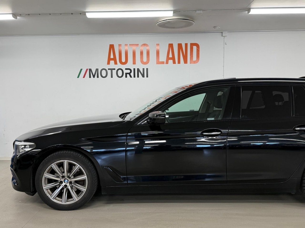 BMW 520 d Touring Steptronic Sport line 2018, bild 5/10