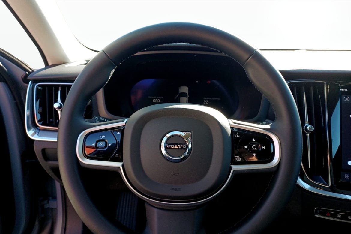 Volvo V60 T6 Plus Dark Nordic Edition 2025, bild 7/9
