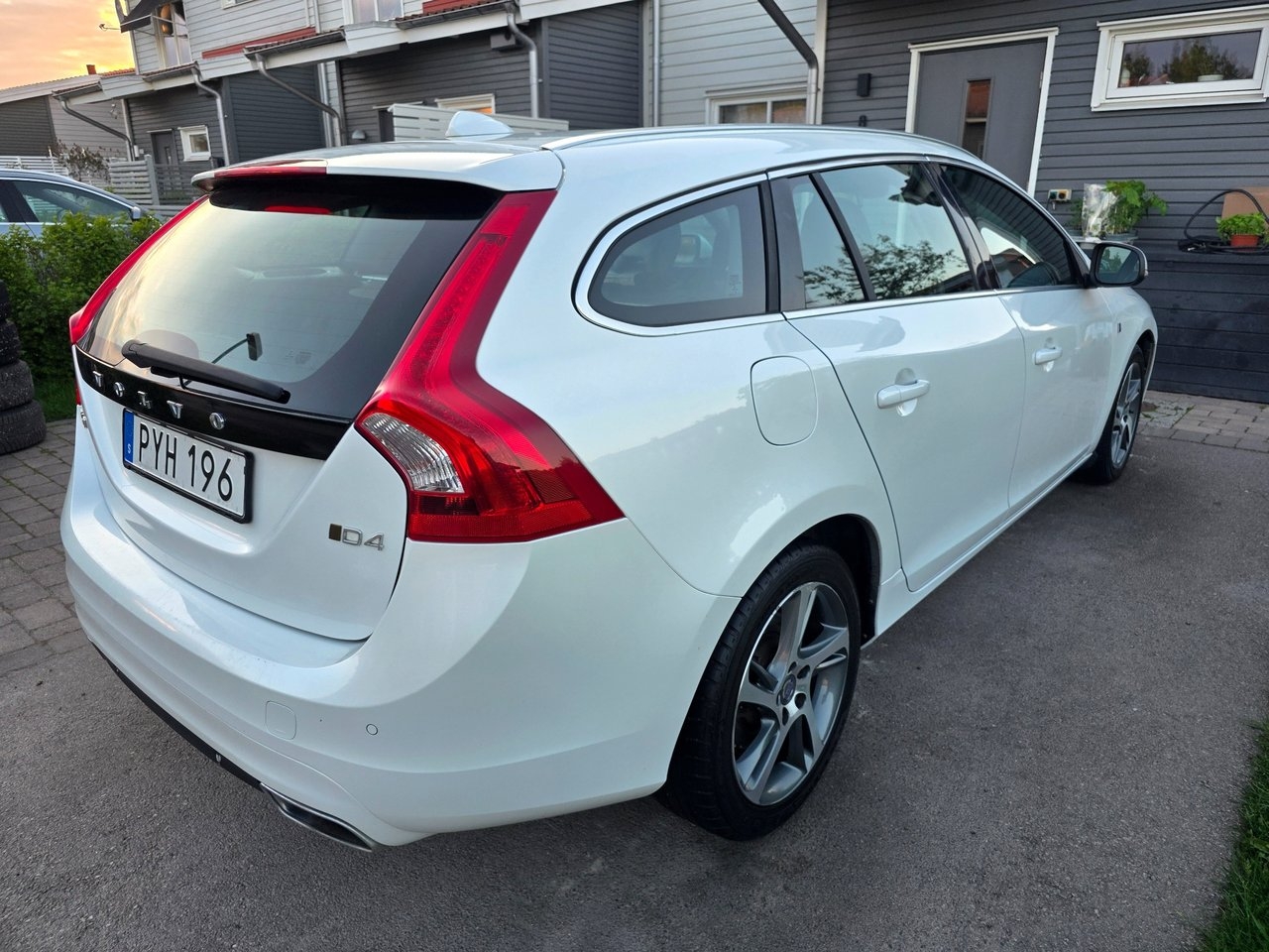 Volvo V60 D4 Ocean Race 190HK 2016, bild 5/10