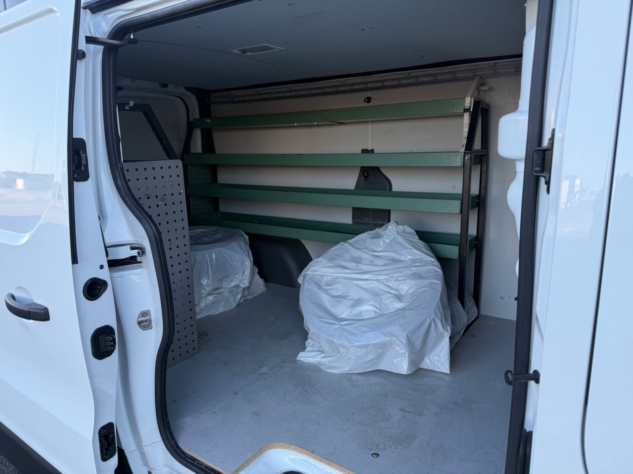 Renault Trafic 2021, bild 4/10