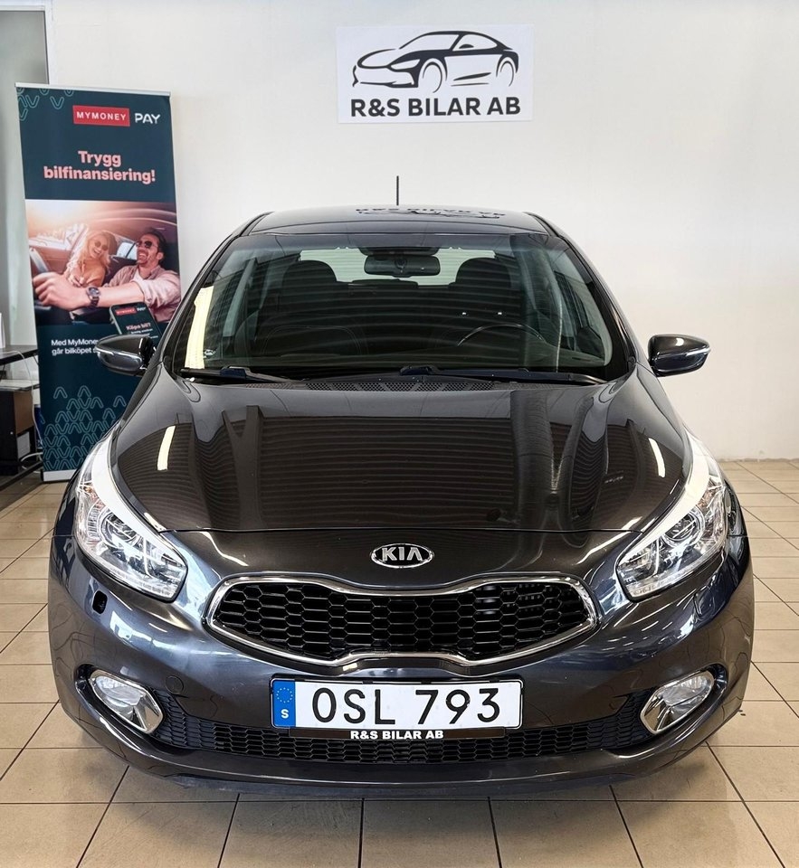 Kia Ceed 2015, bild 2/10