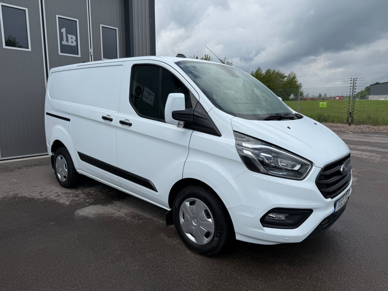 Ford Transit Custom 2023, bild 2/10