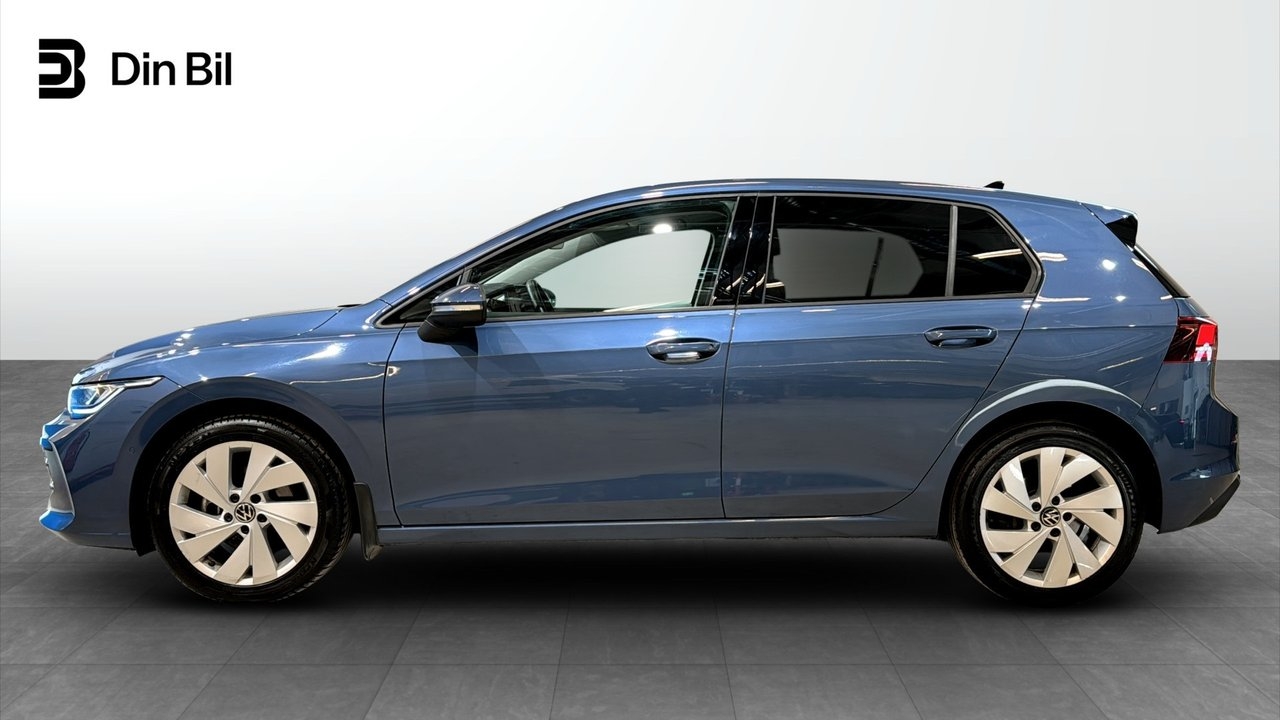Volkswagen Golf 2025, bild 2/10